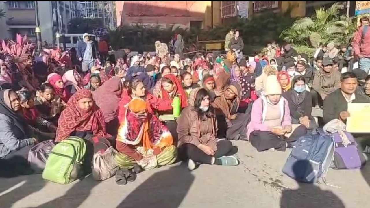 हमीदिया अस्पताल के आउटसोर्स कर्मचारी दूसरी बार फिर हड़ताल पर, अस्पताल की व्यवस्थाओं पर असर