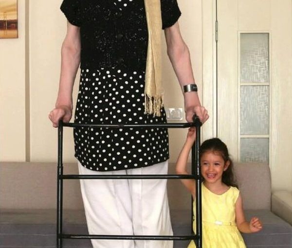 World Tallest women