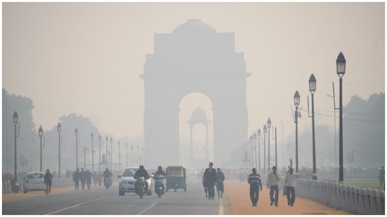 Weather Update Today: दिल्ली में पड़ने लगी कड़ाके की ठंड, यूपी-बिहार समेत उत्तर भारत में सर्दी का कहर