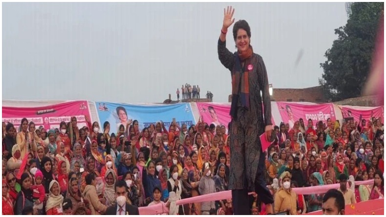 Priyanka Gandhi in Firozabad: प्रियंका गाँधी का बीजेपी पर वार, कहा- BJP के वादों की क्या गारंटी