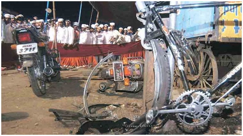 Malegaon Blast Case 2008:  एक और गवाह मुकरा, कोर्ट से कहा- ATS ने कर लिया था मेरा अपहरण,जबरदस्ती RSS नेताओं का नाम लेने पर मजबूर किया