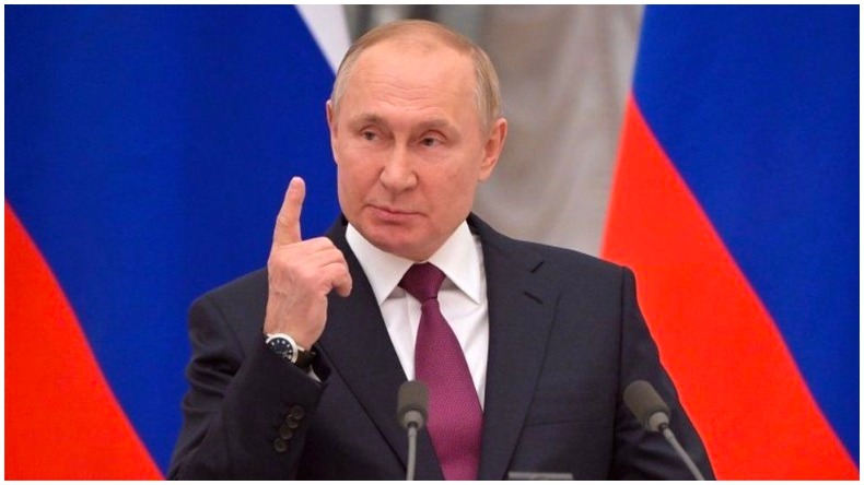 Putin On Russia-Ukraine War : फ्रांस-तुर्की के राष्ट्रपति की बात मानने से पुतिन का इनकार, सिविलियन एयरपोर्ट को उड़ाया 