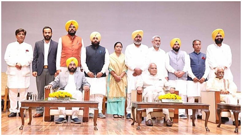 Bhagwant Mann Cabinet: मान सरकार का पहला फैसला, महीने भर में निकलेंगी 25 हजार सरकारी नौकरियां