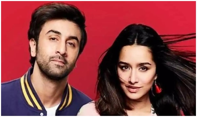 Ranbir Kapoor And Shraddha Kapoor : रणबीर कपूर श्रद्धा कपूर के संग हुए रोमांटिक, वीडियो वायरल