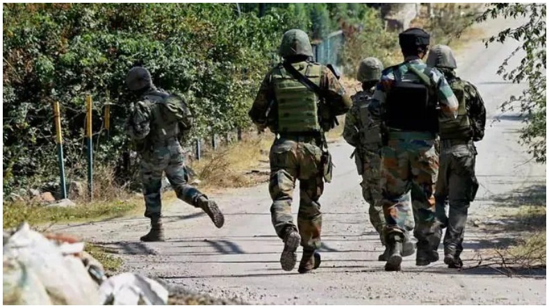 Jammu Kashmir Terror: जम्मू-कश्मीर में आतंकियों ने कश्मीरी पंडित को मारी गोली, 24 घंटों में तीन घटनाएं