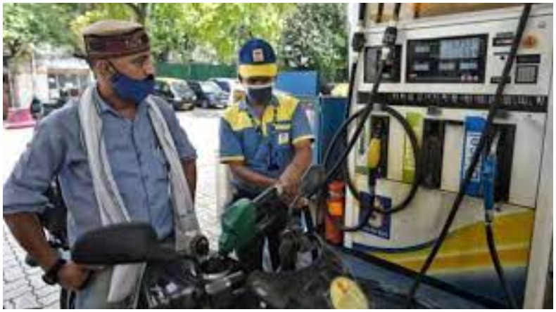 Petrol Diesel: जानिए क्यों सस्ता हुआ पेट्रोल-डीजल, ये तीन बड़ी वजह आई सामने..