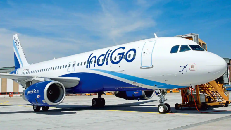 DGCA के नोटिस के बाद Indigo ने बढ़ाई कर्मचारियों की सैलेरी!