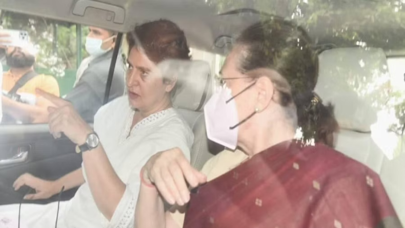 National Herald Case: ईडी दफ्तर पहुंची सोनिया गांधी, अधिकारियों ने सेहत के बारे में पूछा