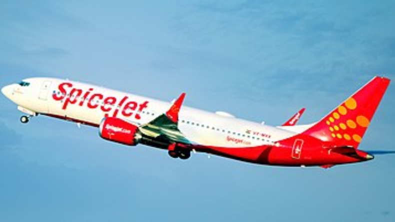 Spicejet के खिलाफ DGCA का एक्शन, 8 हफ़्तों तक 50% उड़ानों पर रोक