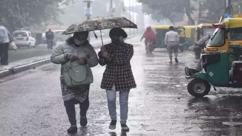 UP Weather Update: राजधानी में तेज हवाओं के साथ बारिश, पूरे राज्य में अगले 4 दिन एक्टिव रहेगा मानसून