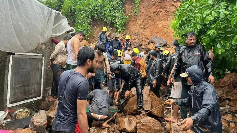 महाराष्ट्र के पालघर में भूस्खलन, दो की मौत