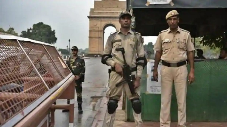 Delhi: लश्कर-ए-तैयबा और जैश के निशाने पर दिल्ली! जानें कैसे पकड़ा 2000 जिंदा कारतूस?