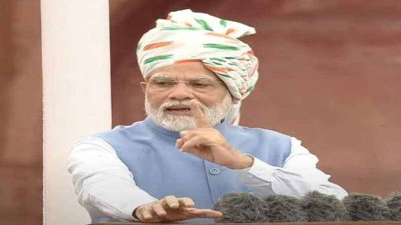 PM Modi Speech: लाल किले की प्राचीर से पीएम मोदी का संबोधन, जानिए मुख्य बातें