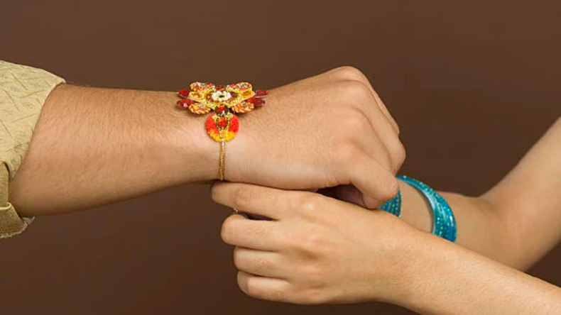 Rakshabandhan 2022 : भाई ना होने पर कैसे मनाएं राखी का त्योहार