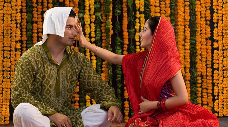 Raksha Bandhan: रक्षाबंधन पर राखी बाँधने आई बहन को न भेजें  खाली हाथ, जानें क्यों