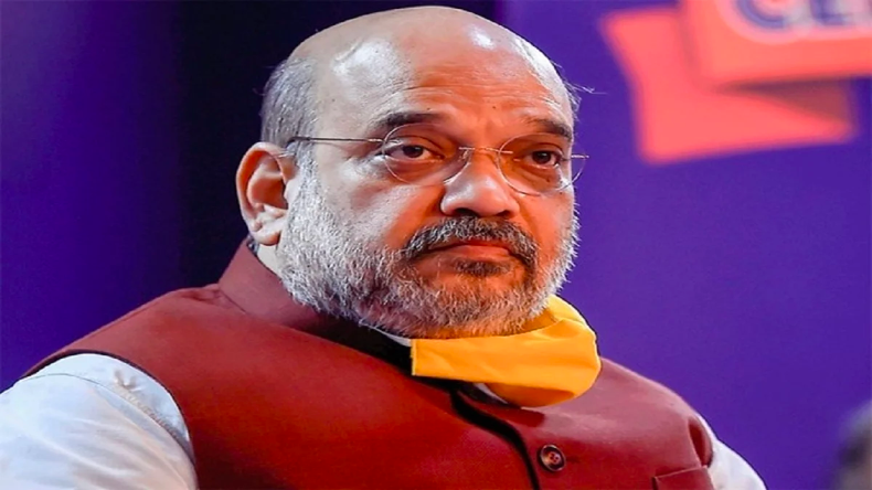 Security Lapse in Amit Shah Cavalcade : गृह मंत्री की सुरक्षा में बड़ी चूक, काफिले के सामने अचानक कार लेकर घुसे TRS नेता