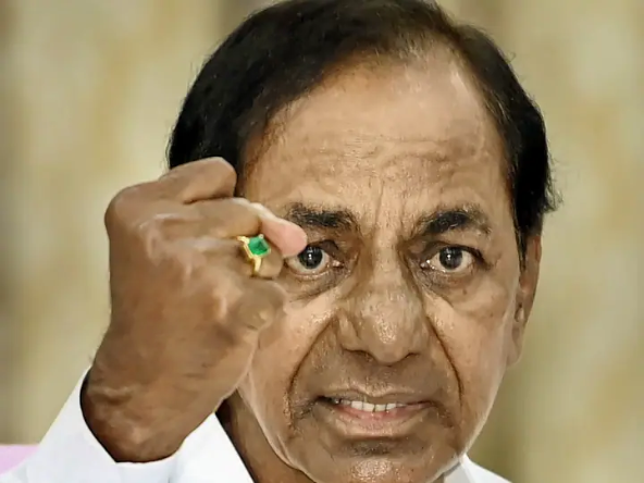 KCR ने बीजेपी के लिए दी एक और चुनौती, साल 2024 में पीएम मोदी को हराने के लिए दिया ये बड़ा ऑफर