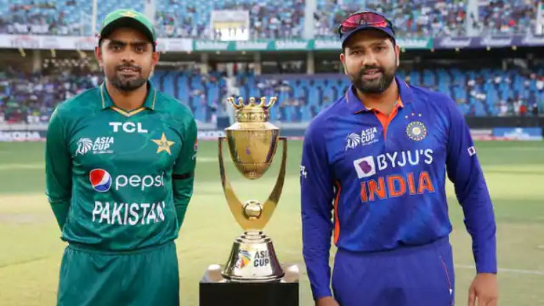 IND vs PAK: भारत-पाक महामुकाबला कल, कप्तान रोहित शर्मा टीम में करेंगे बड़ा बदलाव!