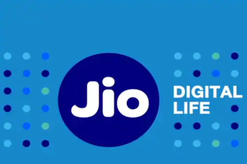 करोड़ों Jio यूजर्स को झटका, एयरटेल के बाद इन कंपनियों ने भी बढ़ाए रेट, जानिए नए रेट