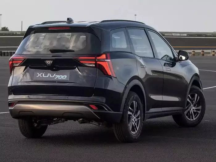 Mahindra XUV700 ने टाटा और हुंडई को पछाड़ा, हो रही है ताबड़तोड़ बिक्री