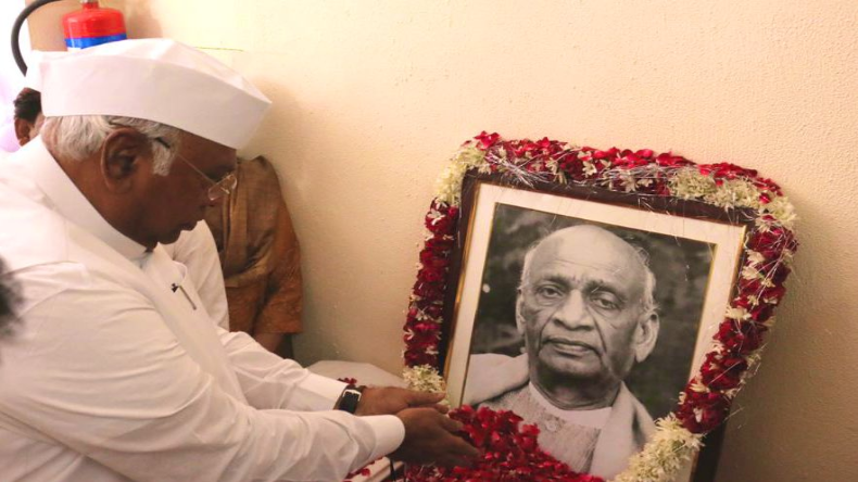 Sardar Patel: कांग्रेस के राष्ट्रीय अध्यक्ष खड़गे ने सरदार पटेल को किया याद, नेतृत्व कौशल पर कही ये बात