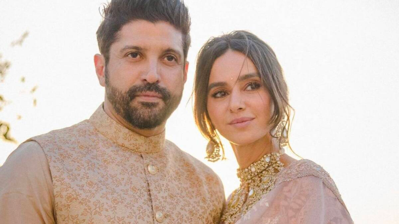 Farhan Akhtar की वाईफ Shibani Dandekar ने नहीं रखा करवा चौथ व्रत, ट्रोल्स को फटकारा