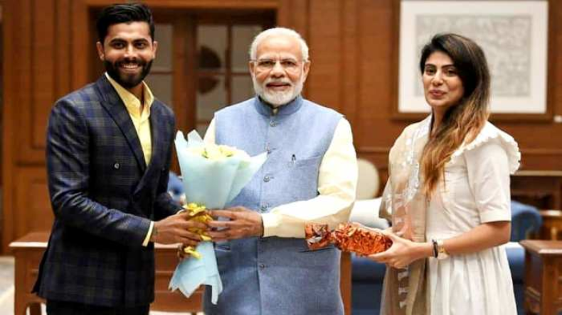 Ravindra Jadeja: चुनाव में उतरी रवींद्र जडेजा की पत्नी, बीजेपी ने दिया टिकट