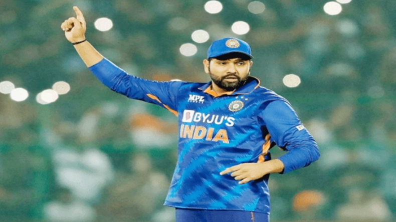 Rohit Sharma: हार के बावजूद रोहित ने बनाया ये रिकॉर्ड, इस दिग्गज खिलाड़ी को पछाड़ा