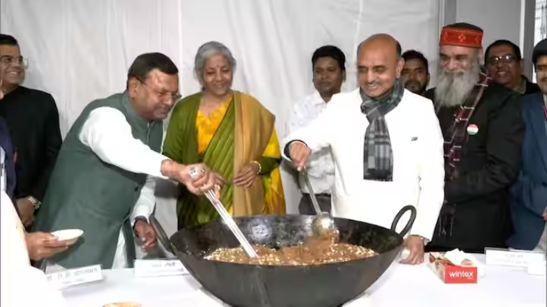 Budget 2023 Halwa Ceremony: पूरी हुई बजट से पहले की ‘हलवा सेरेमनी’, वित्त मंत्री ने लिया हिस्सा