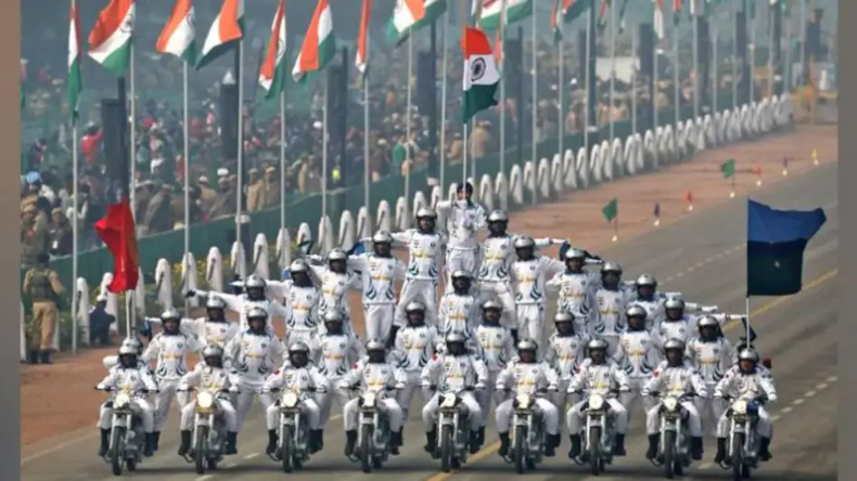 Republic Day Parade : देखना चाहते हैं गणतंत्र दिवस की परेड? यहाँ से करें ऑनलाइन बुकिंग