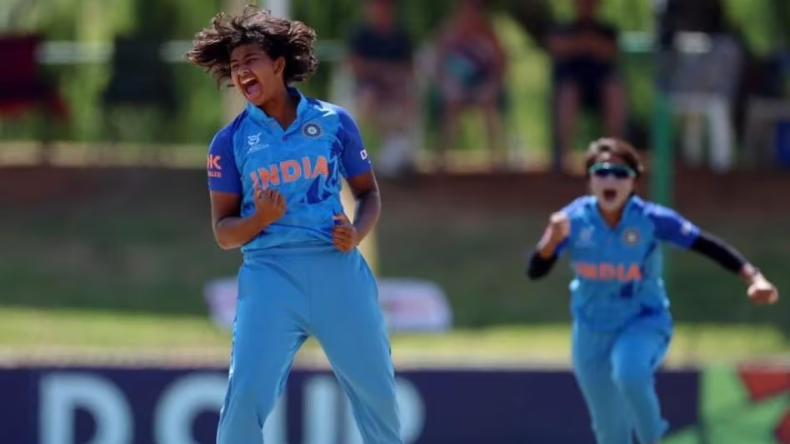 U-19 T20 Women World Cup Final: भारत ने इंग्लैंड को 7 विकेट से हराया, अर्चना देवी और टिटास साधू ने बिखेरा जलवा