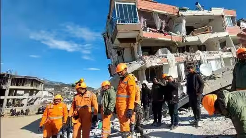 Turkey Earthquake: एनडीआरएफ की 4 और टीमें तुर्की के लिए होंगी रवाना