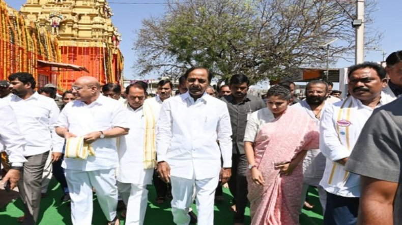 तेलंगानाः अंजनेय स्वामी मंदिर के लिए सीएम KCR ने आवंटित किए 500 करोड़ रूपए, कहा- हजार करोड़ खर्च करने को तैयार