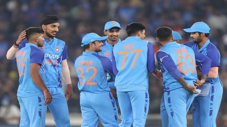 INDIA VS NEW ZEALAND : गिल और पांड्या के तूफान में उड़ा न्यूजीलैंड, 168 रन से जीता भारत