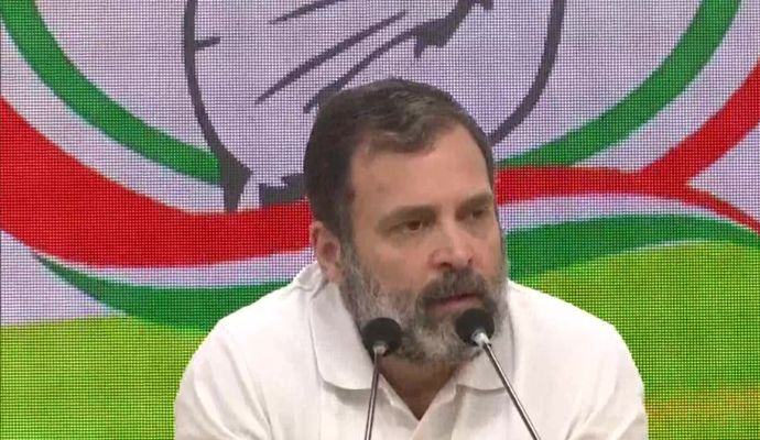 rahul gandhi press conference: सदस्यता खोने के बाद बोले राहुल गांधी, देश में लोकतंत्र पर हो रहा आक्रमण