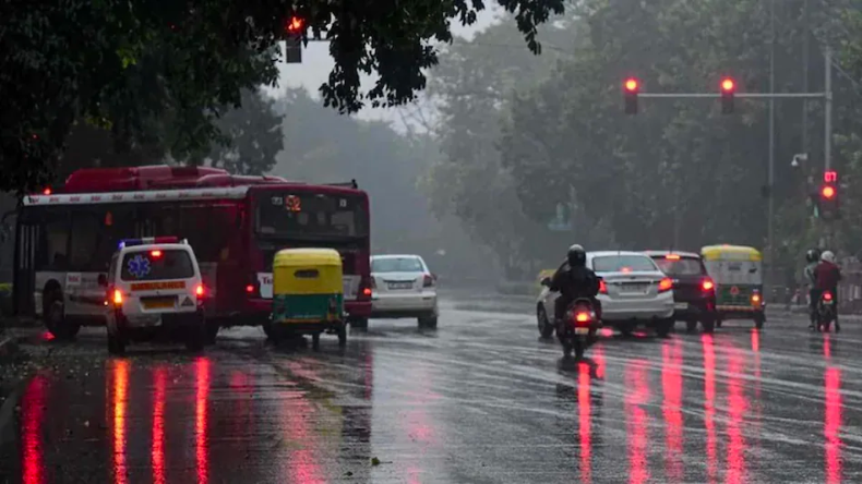 मौसम में आया बदलाव, फसलों को भारी नुकसान, अगले तीन दिनों तक बरसात के साथ आंधी की संभावना