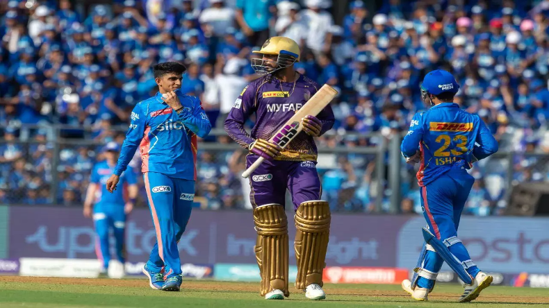 KKR vs MI: आईपीएल के 22वें मुकाबले में मुंबई इंडियन्स ने केकेआर को 5 विकेट से हराया, अय्यर का शतक बेकार