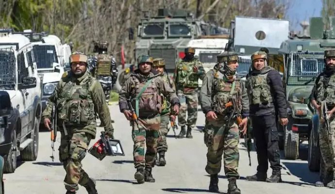 Rajouri Encounter: राजौरी हमले को लेकर हुआ बड़ा खुलासा, लश्कर का ये कमांडर है मास्टरमाइंड