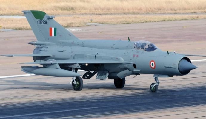 MIG-21: भारतीय वायु सेना ने लड़ाकू विमान मिग-21 की उड़ान पर लगाई रोक, जानिए क्या है कारण