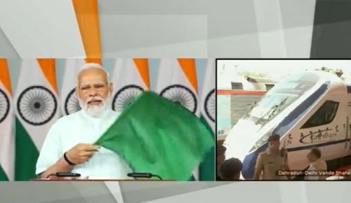 Vanda Bharat Train: PM Modi ने उत्तराखंड को दी पहली वंदे भारत की सौगात, वर्चुअली दिखाई हरी झंडी