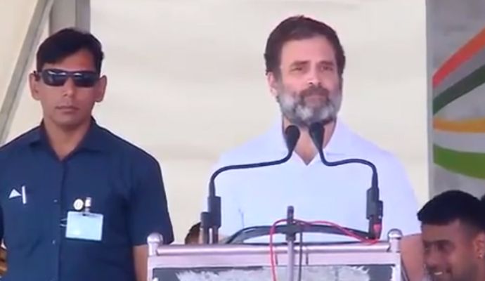 Karnataka Election: अजान की आवाज सुनकर राहुल गांधी ने रोका भाषण, वीडियो हुआ वायरल