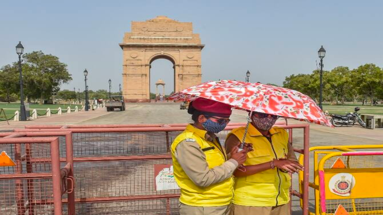 Weather Update: दिल्ली में फिर चिलचिलाती गर्मी की मार, जानें कैसा रहेगा आज का मौसम