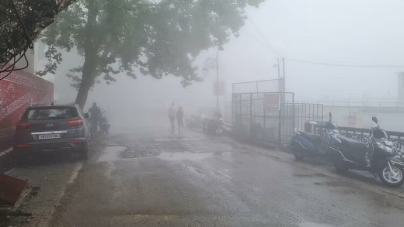 Uttarakhand Weather Alert: उत्तराखंड में फिर से भारी बारिश की चेतावनी, जारी हुआ रेड अलर्ट