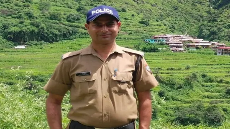 उत्तराखंड: बोल्डर की चपेट में आने से पुलिसकर्मी की मौत