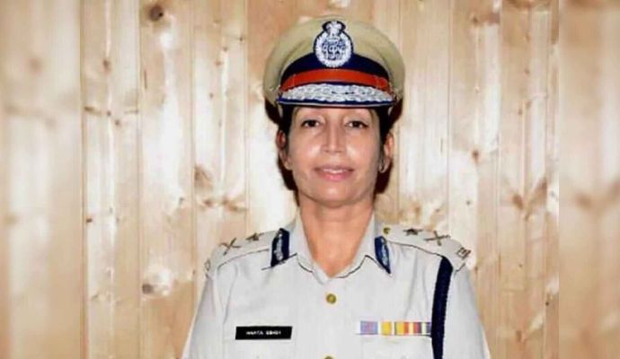 Mamta Singh: डॉक्टर की पढ़ाई छोड़ बनी पुलिस अफसर, कौन हैं दिलेर IPS ममता सिंह ?