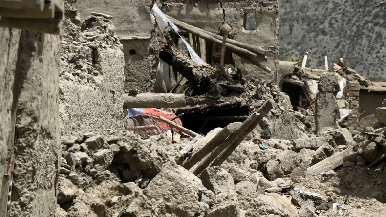 Afghanistan Earthquake: अफगानिस्तान में भूकंप ने मचाई भीषण तबाही, मौत का आकड़ा बढ़कर 2 हजार के पार