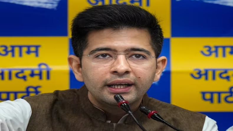 Raghav Chadha: राघव चड्ढा को दिल्ली हाईकोर्ट से बड़ी राहत, सरकारी बंगला खाली करने का फैसला रद्द