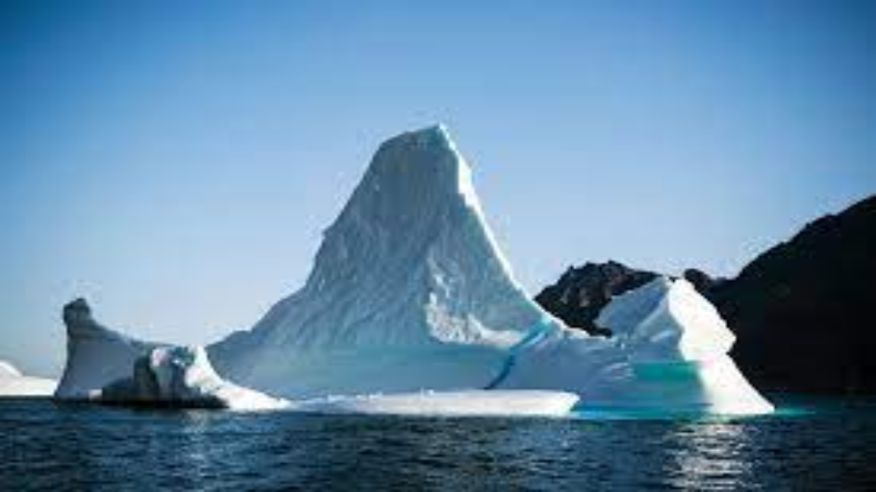 World Largest Iceberg: दुनिया का सबसे बड़ा आइसबर्ग खिसका, जानें वजह