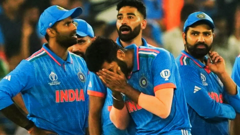 Report IND vs AUS Final: टीम इंडिया की हार से टूट गया करोड़ों फैंस का सपना,ऑस्ट्रेलिया ने छठी वर्ल्ड चैंपियन बन ट्रॉफी पर किया कब्जा