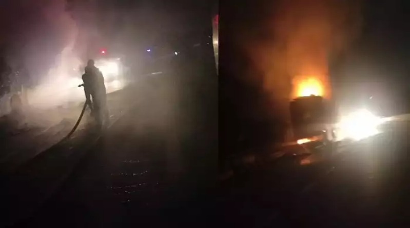 Noida Bus Fire: नोएडा- ग्रेटर नोएडा एक्सप्रेसवे पर चलती बस में लगी आग